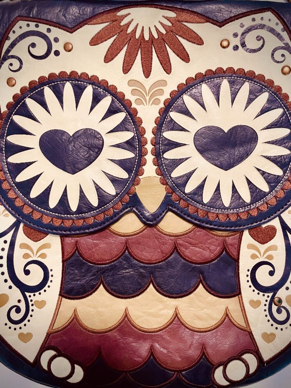Loungefly Owl with Heart Eyes Faux Leather Messenger Bag - Picture 2 of 7